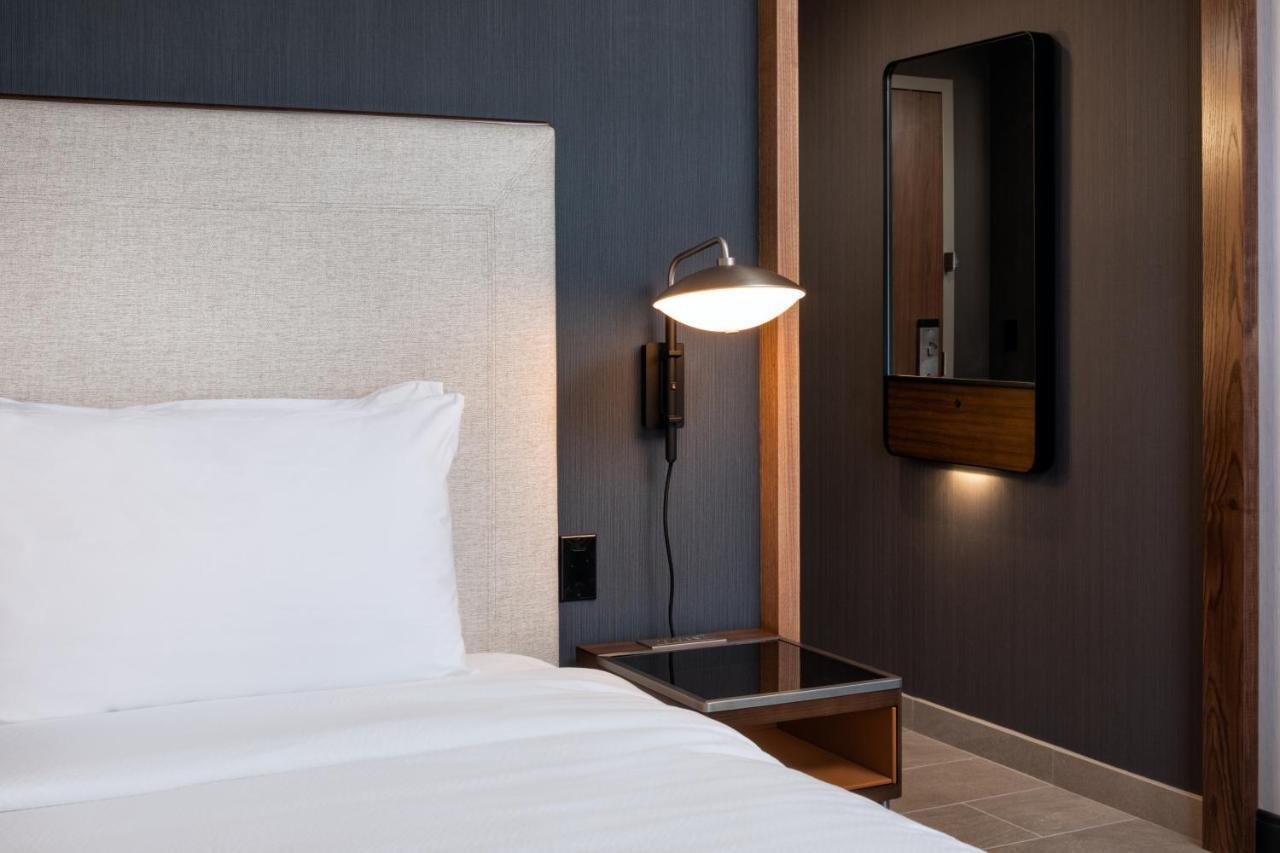 Отель Courtyard By Marriott Owatonna Downtown Экстерьер фото